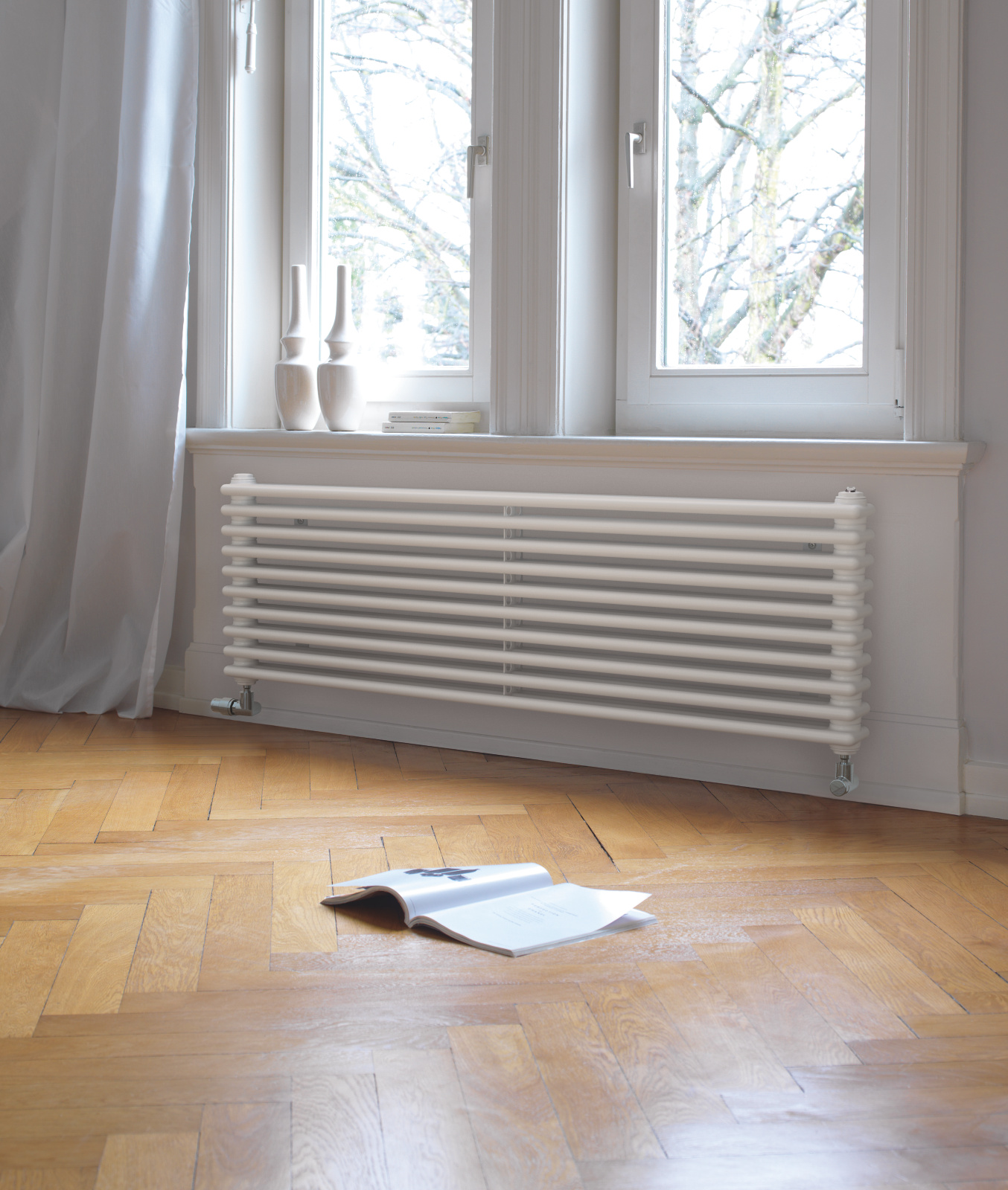 Rendering Zehnder Charleston Turned Decorative radiator Front view