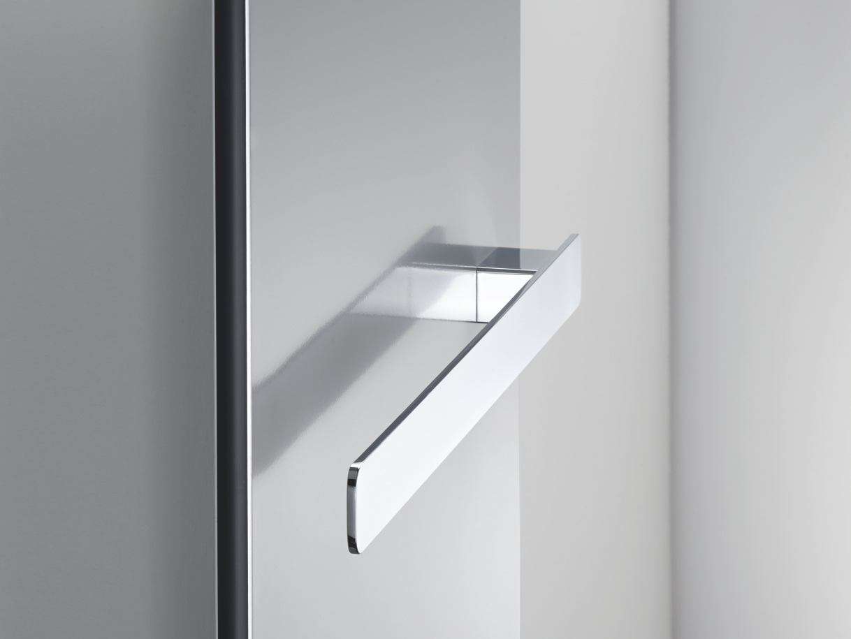 Focus Zehnder Vitalo Bar Decorative radiator Side view