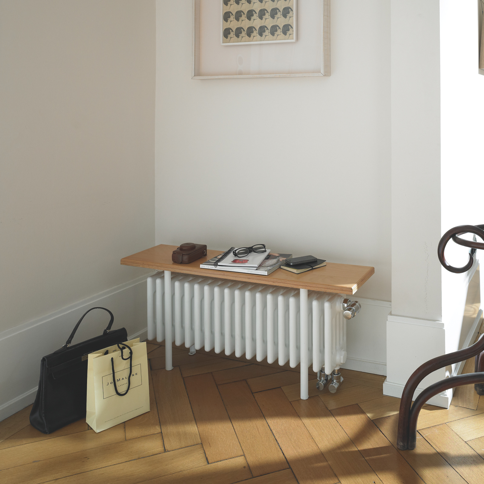 Rendering Zehnder Charleston Relax Decorative radiator Front view