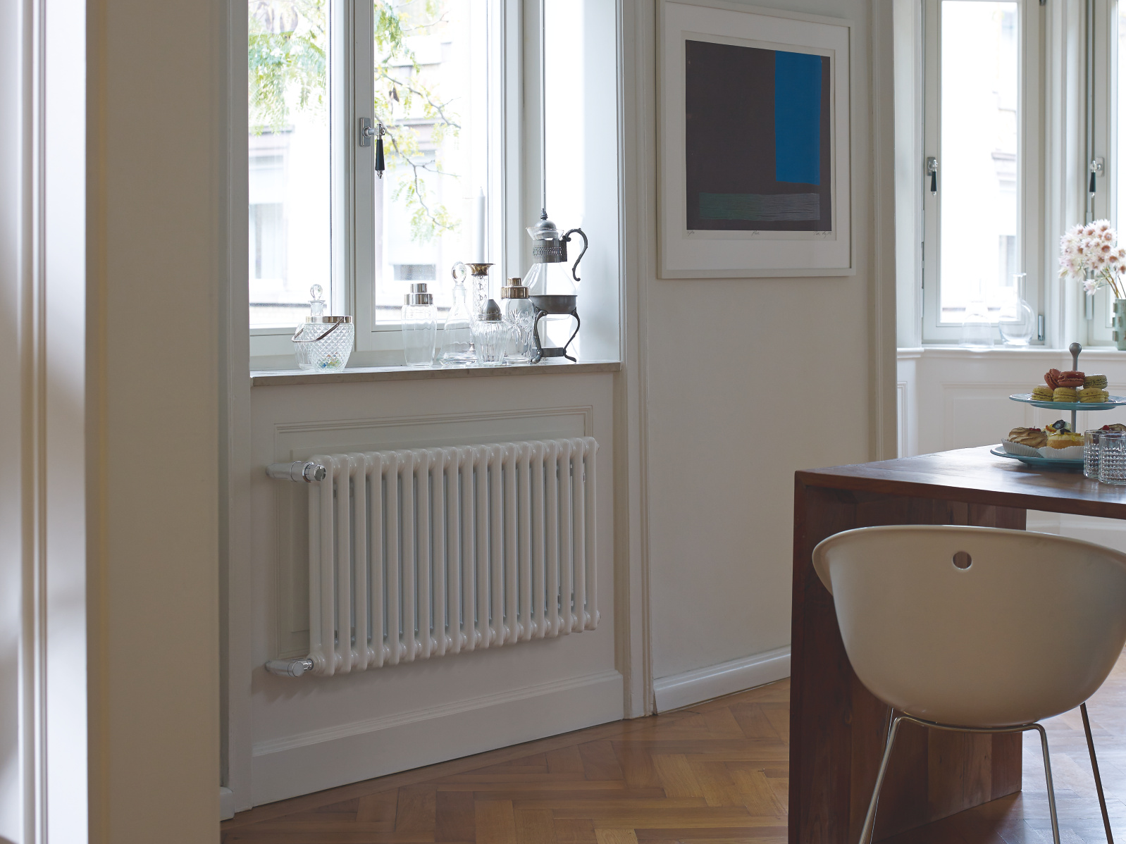Zehnder_RAD_Charleston-Retrofit-HY_2046_19_RAL9016_ww_essen_01a_print+web