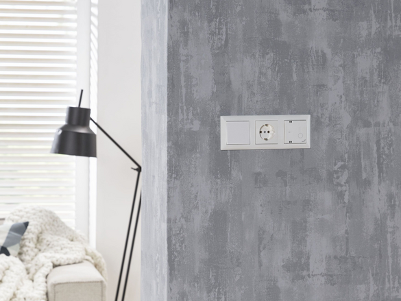  Zehnder CO2 Sensor RF Comfortable indoor ventilation Front view