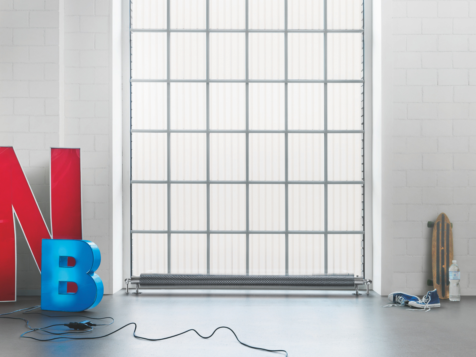 Rendering Zehnder Flow Form Decorative radiator Front view