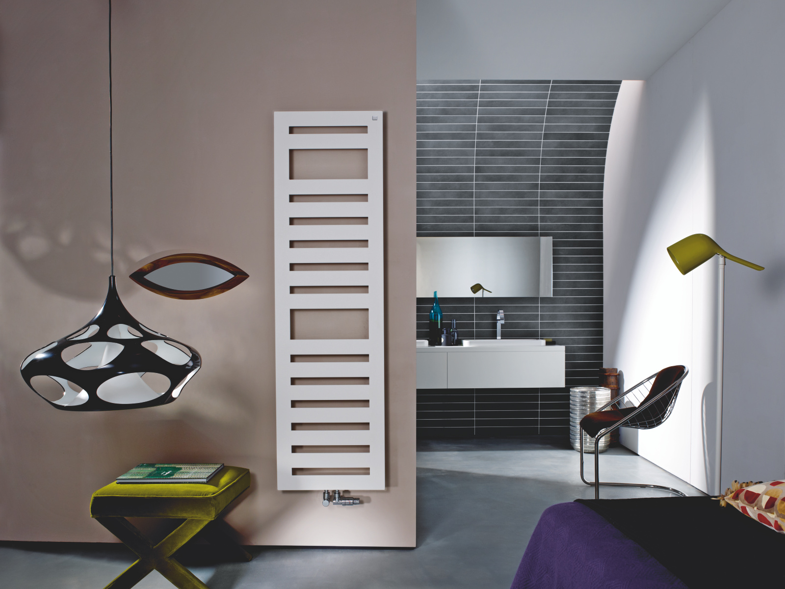 Rendering Zehnder Metropolitan Spa Decorative radiator Front view