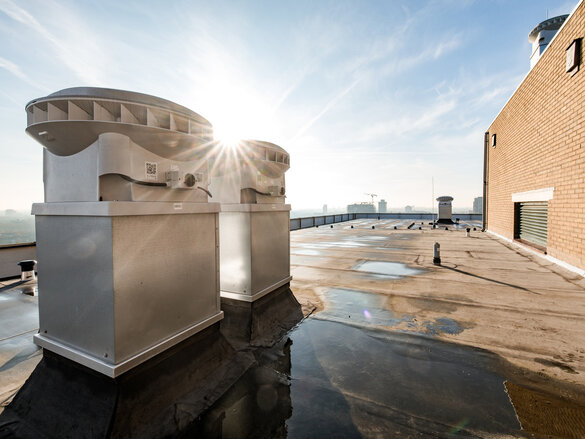 Photograph Zehnder ComfoRoof MX Manual Comfortable indoor ventilation 