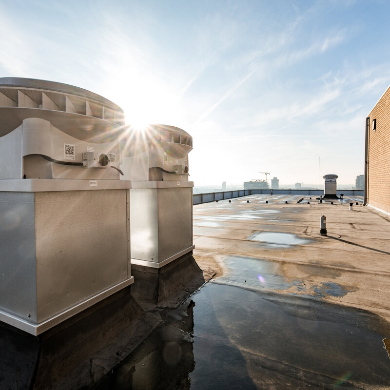 Photograph Zehnder ComfoRoof MX Manual Comfortable indoor ventilation