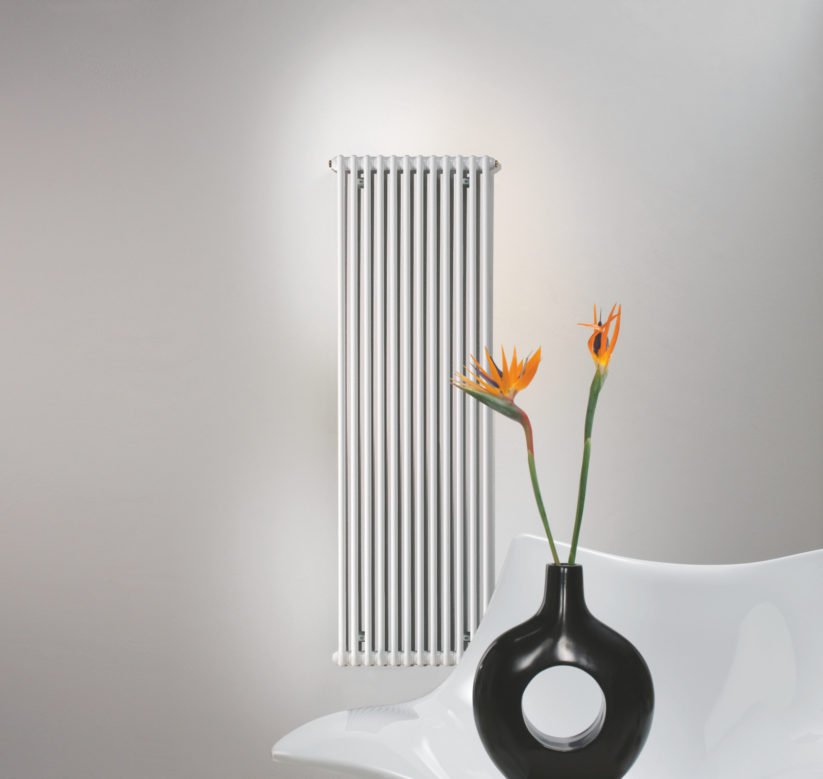 Zehnder_RAD_Charleston-HY_connection_bottom_right_9016_living Rendering Zehnder Charleston Decorative radiator